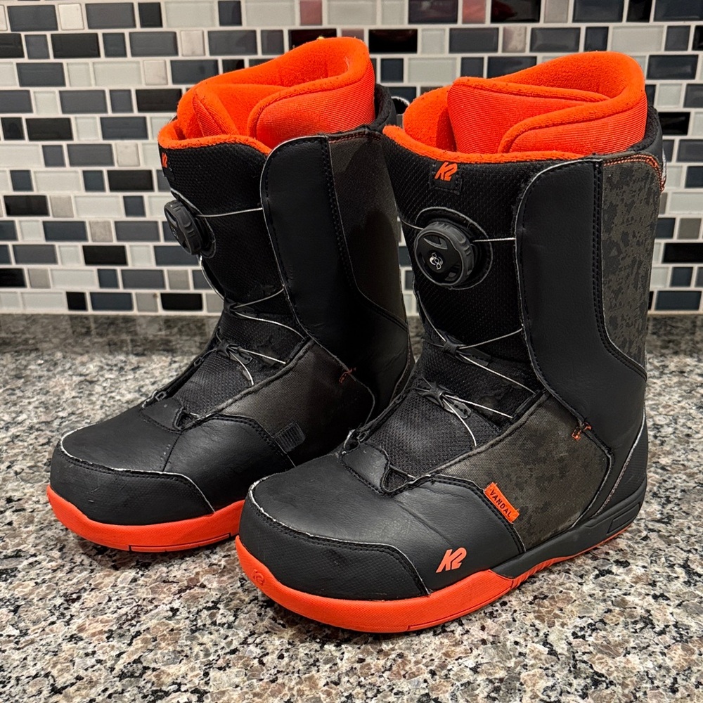 K2 Men's Black and Red/Orange Snow Boots